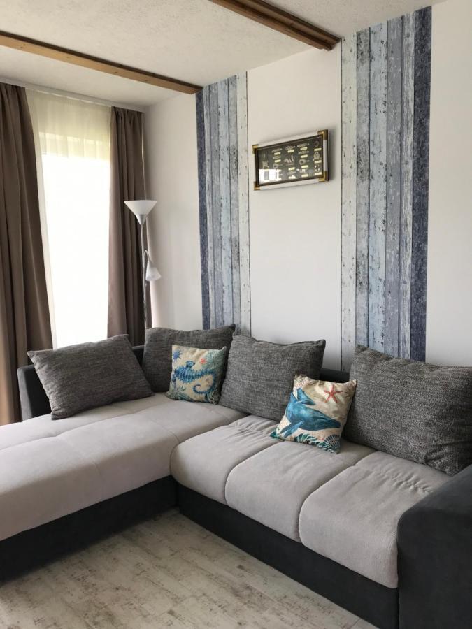 Platan Apartmanhaz Balatongyorok Luaran gambar