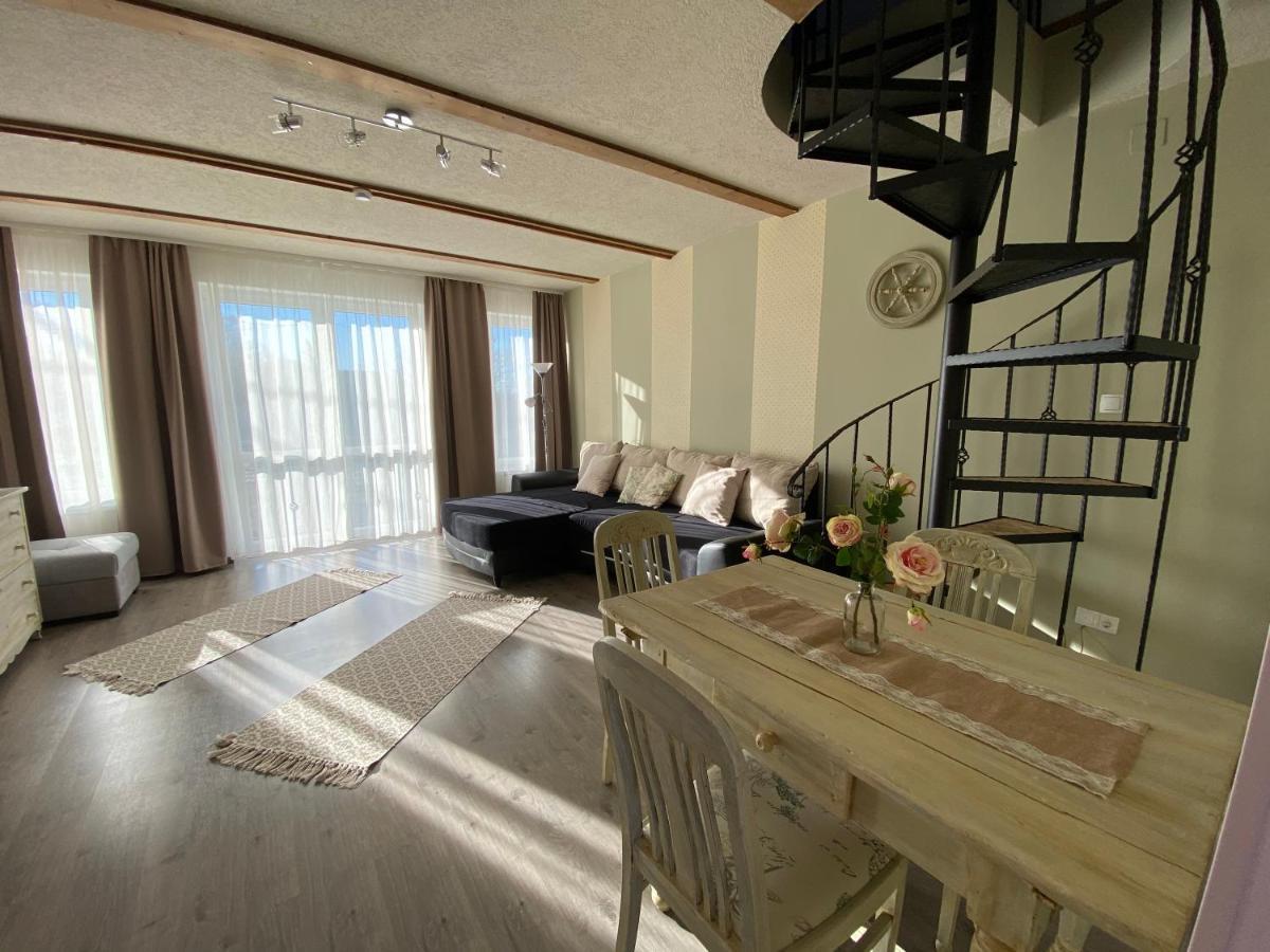 Platan Apartmanhaz Balatongyorok Luaran gambar