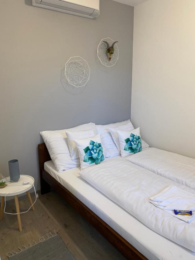 Platan Apartmanhaz Balatongyorok Luaran gambar